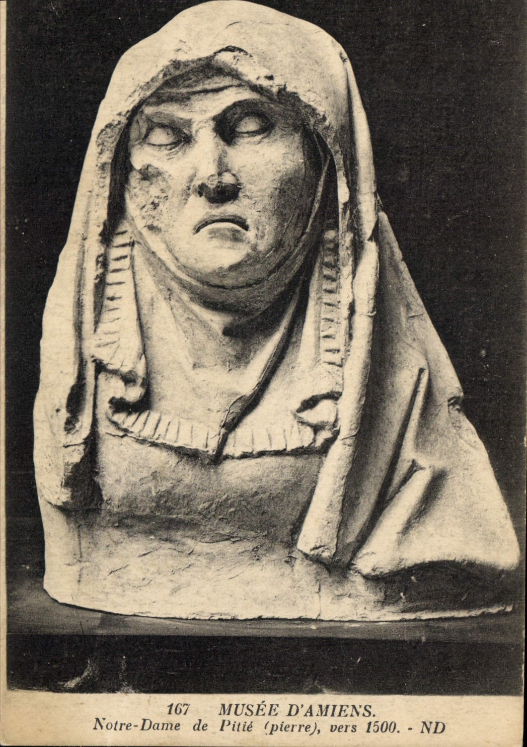 CPA Musee d'Amiens Notre Dame de Pitie pierre