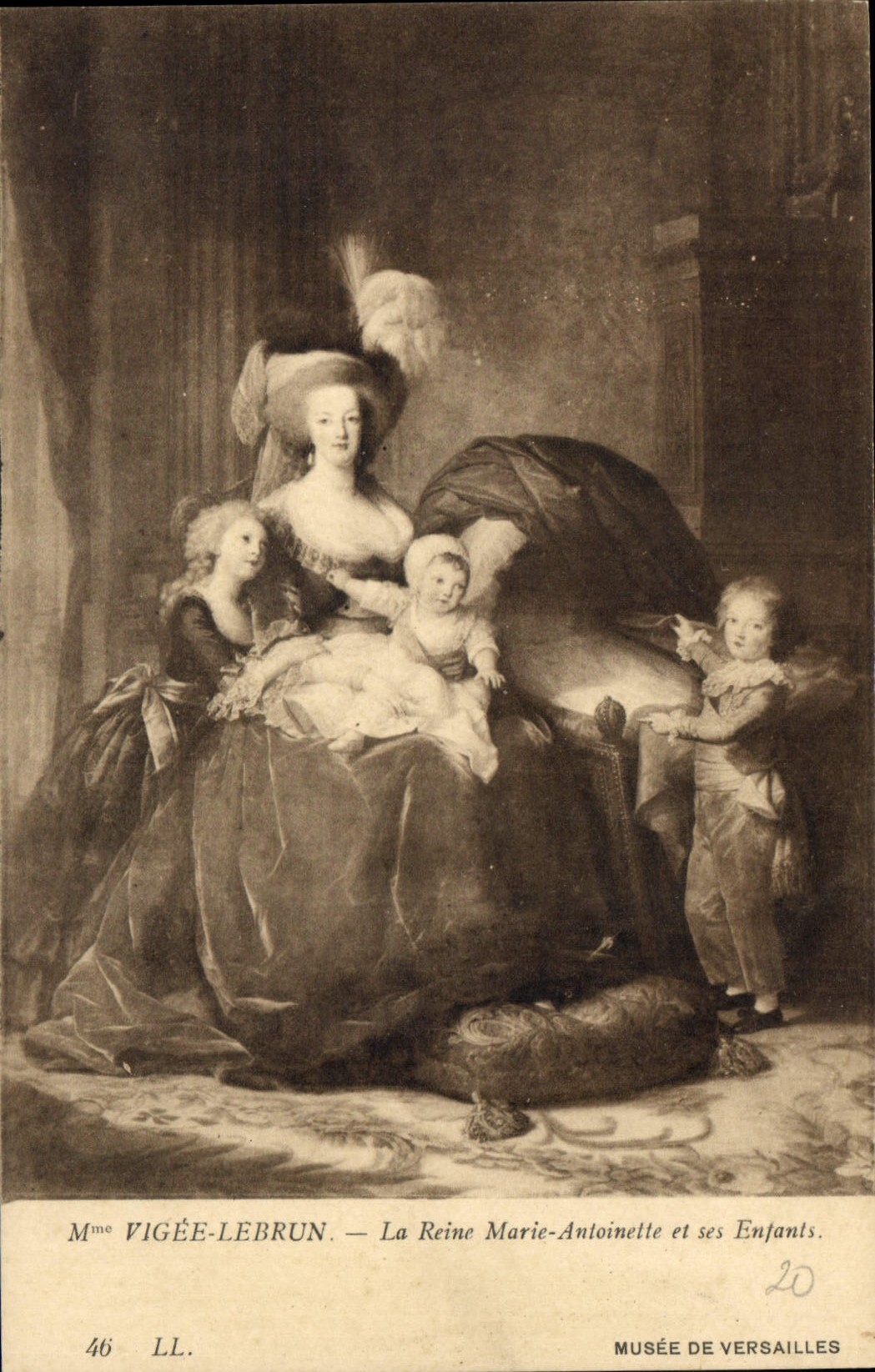 CPA Mme Vigee Lebrun La Reine Marie Antoinette et ses Enfants 
