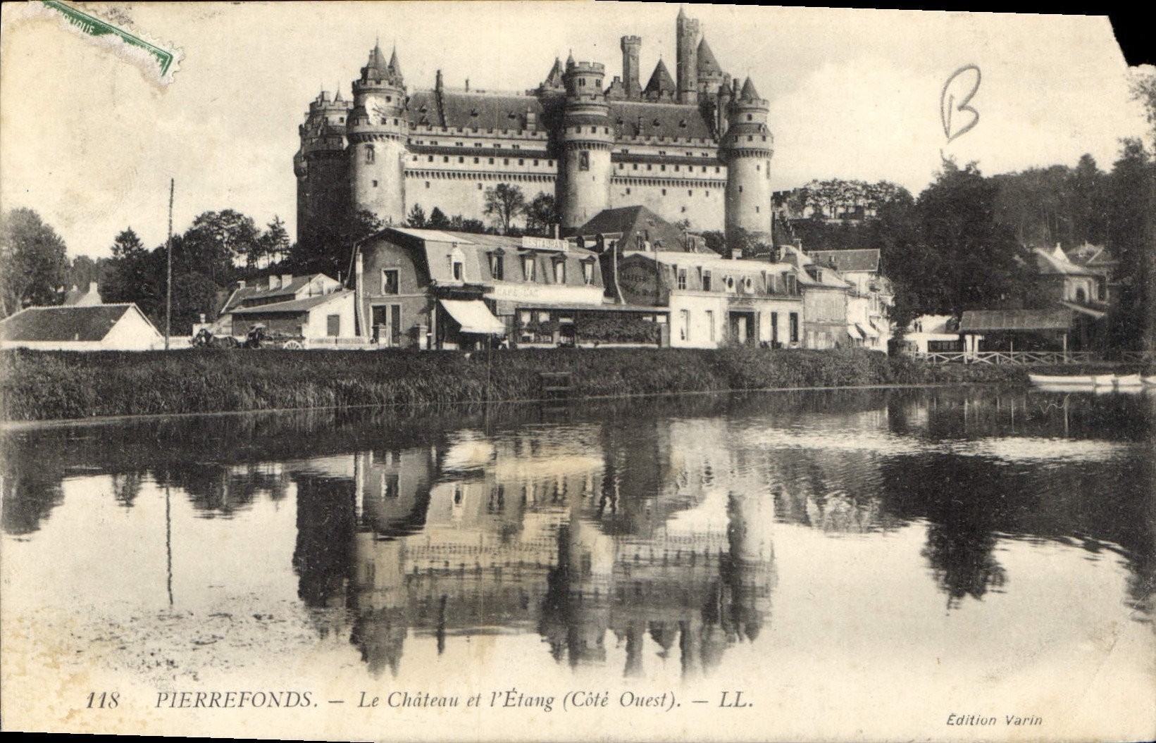 CPA Pierrefonds Le Chateu et l'Etang Cote Ouest 