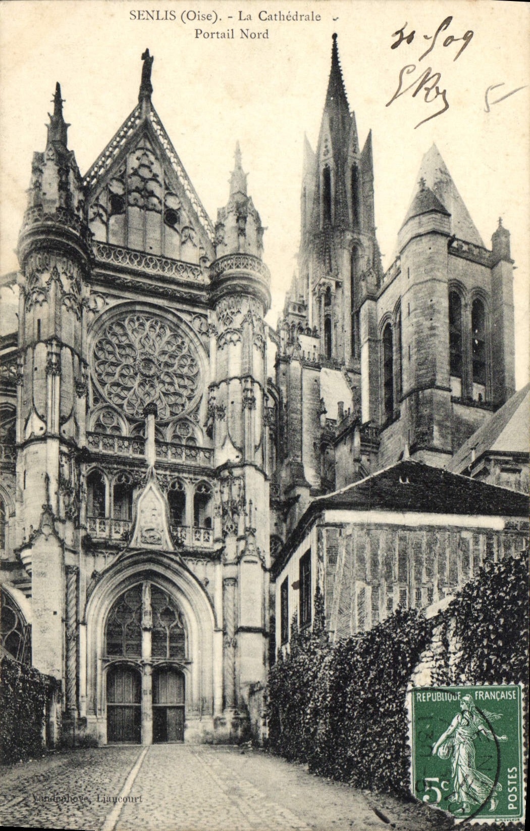CPA Senlis Oise La Cathedrale Portail Nord