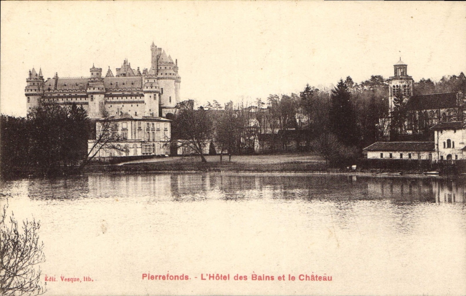 CPA Pierrefonds l'Hotel des Bains et le Chateau 