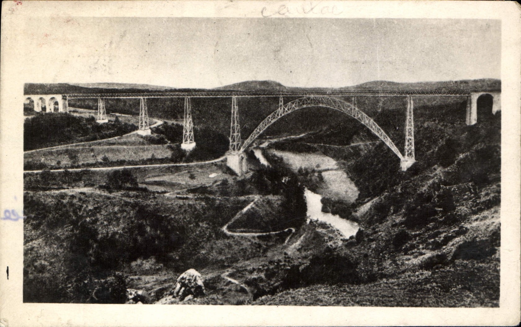 CPA Le Viaduc de Garabit Longueur Hauteur au dessus du niveau de la Tryere 