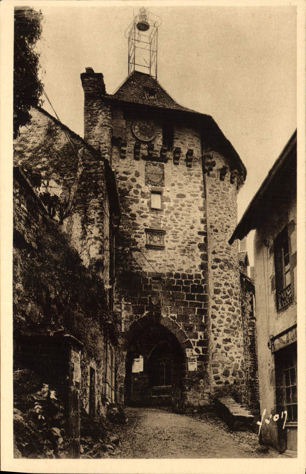 CPA Salers Cantal Le Beffroi 