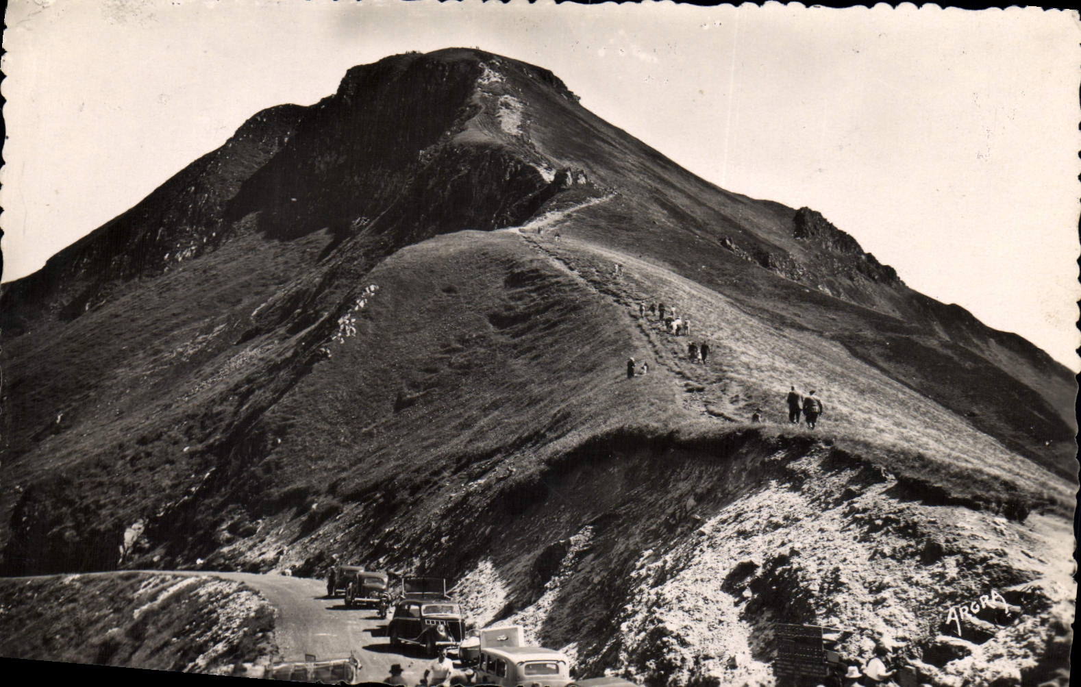 CPA Le Puy Mary Cantal 