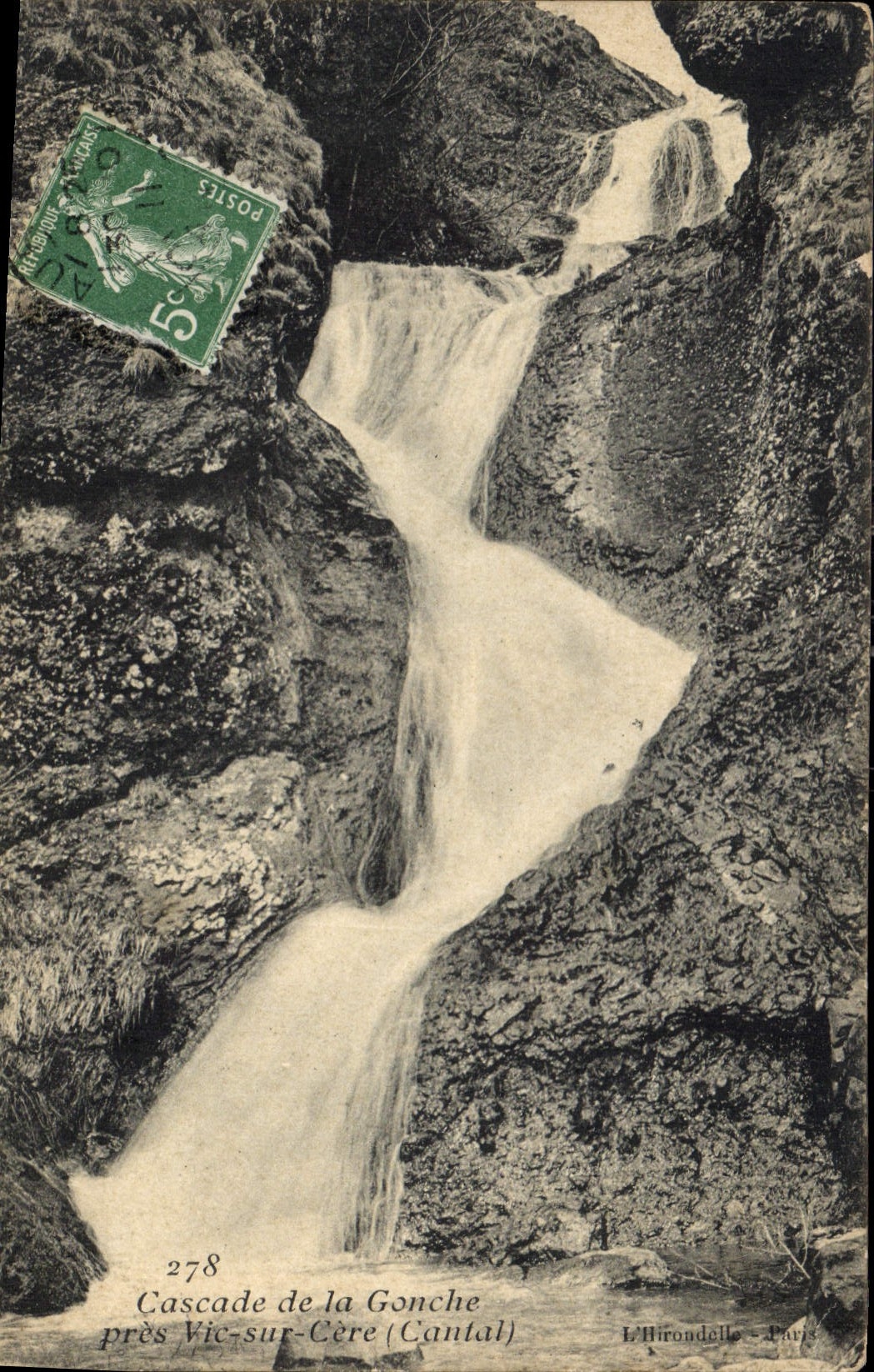 CPA Cascade de la Gonche pres Vic sur Cere Cantal 