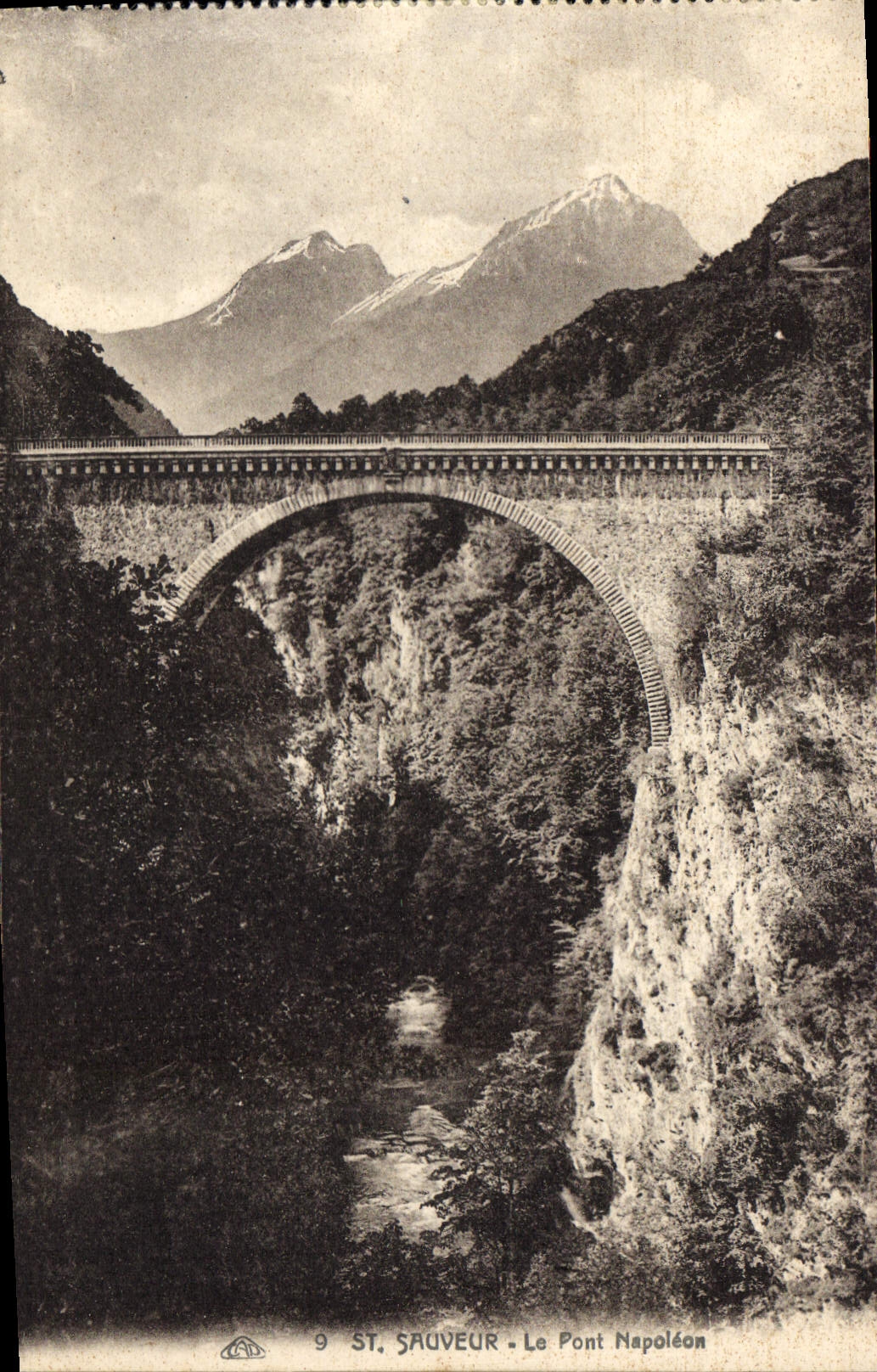 CPA St Sauveur Le Pont Napoleon