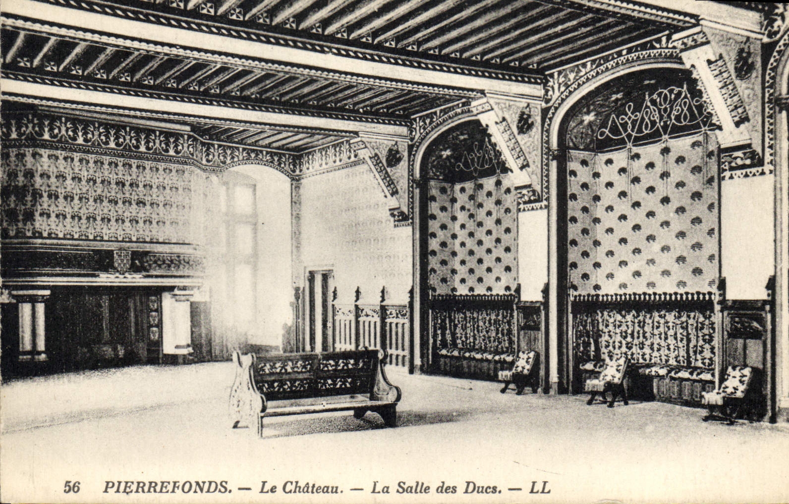 CPA Pierrefonds Le Chateau La Salle des ducs