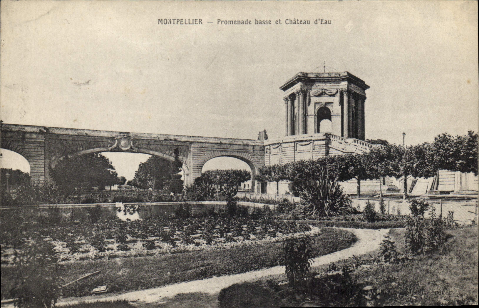 CPA Montpellier Promenade basse et Chateau d'Eau 
