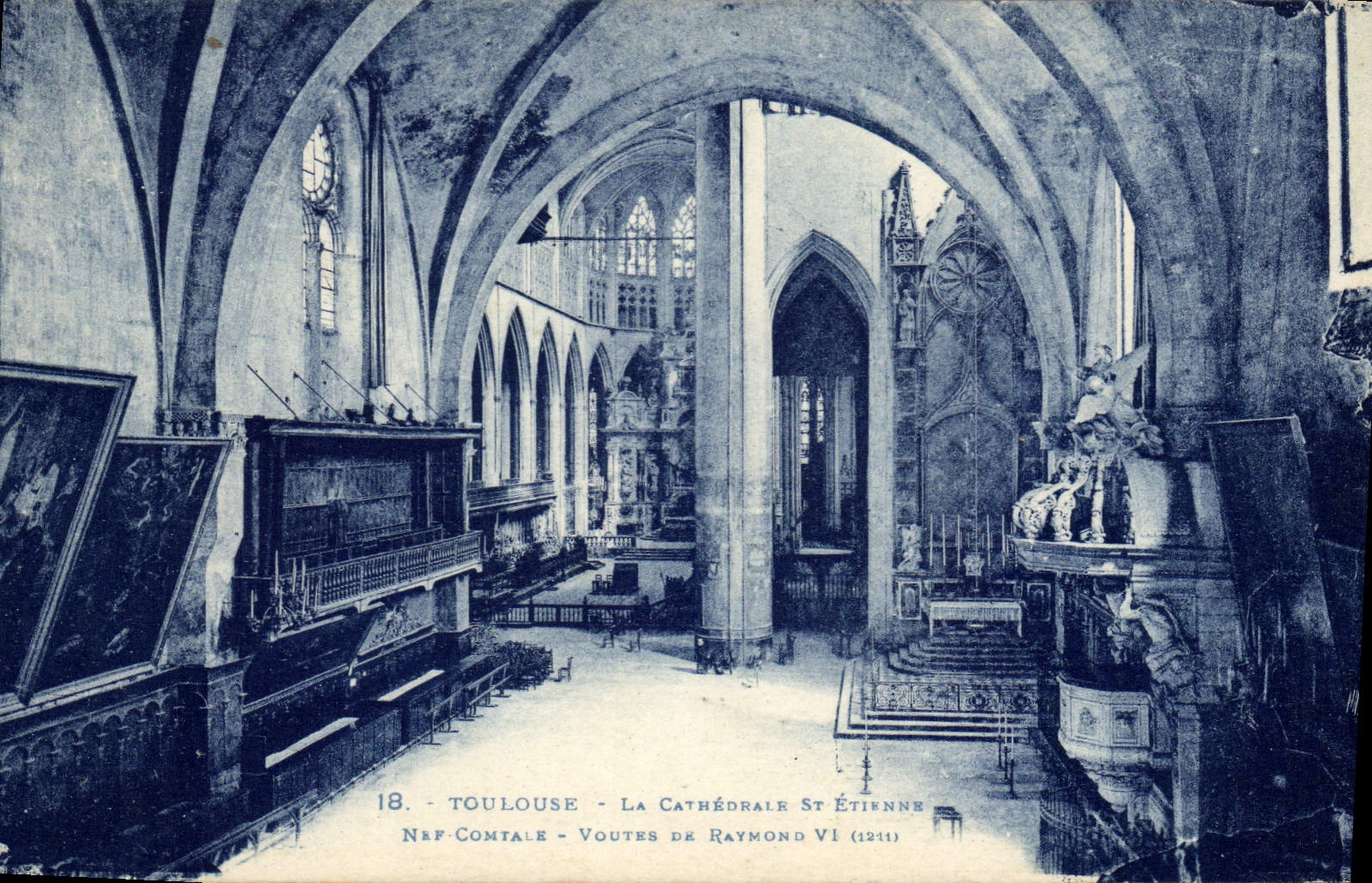 CPA Toulouse La Cathedrale St Etienne Nef Comtale 