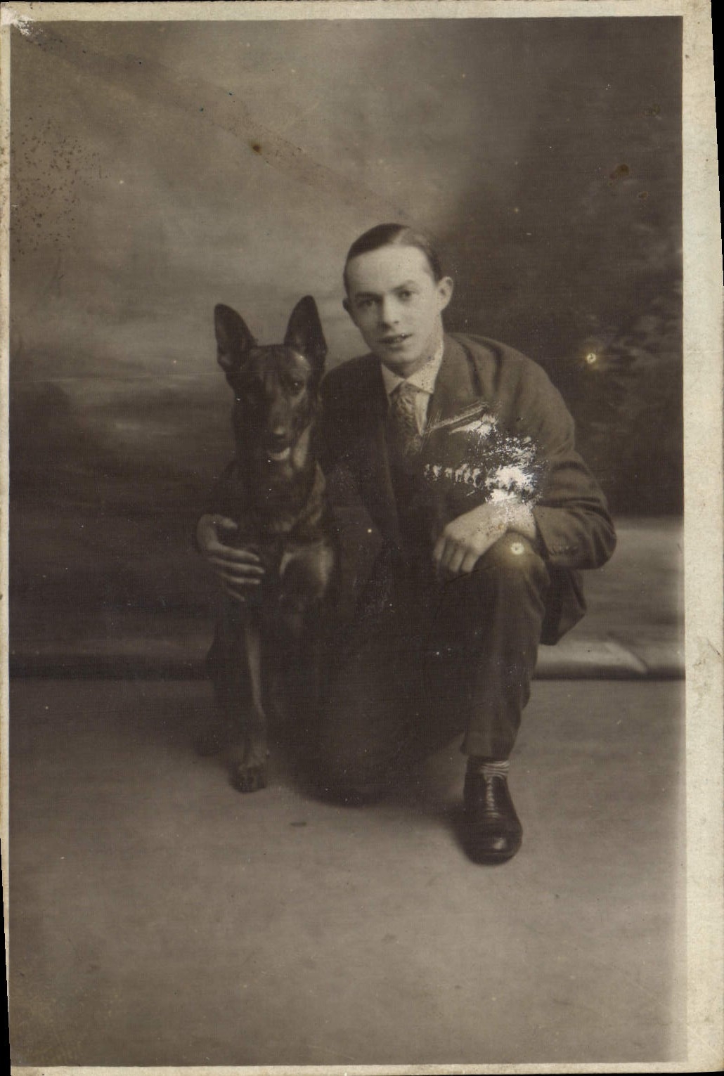 CARTE PHOTO Homme Chien