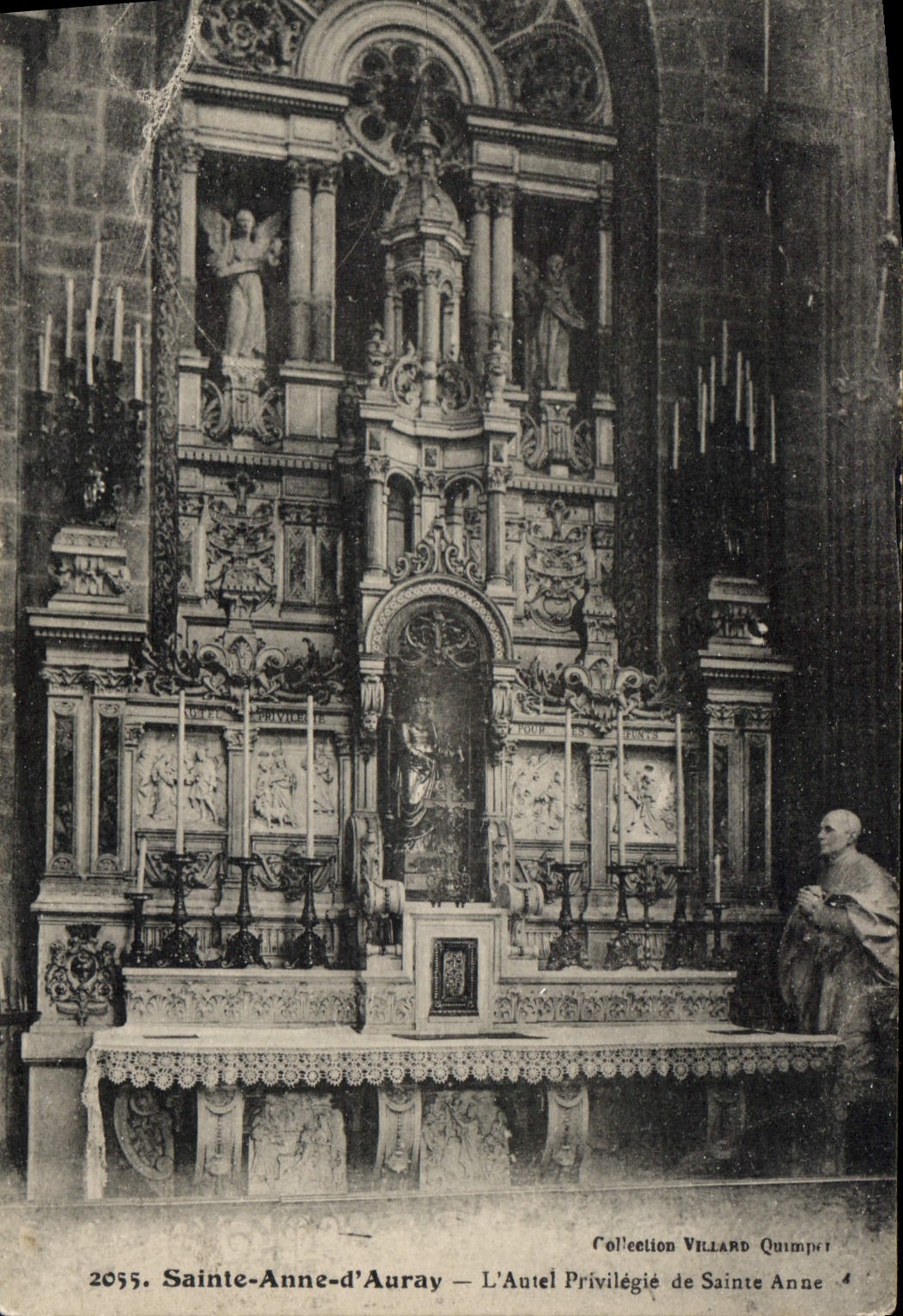 CPA Sainte Anne d'Auray L'Autel Privilegie de Sainte Anne 