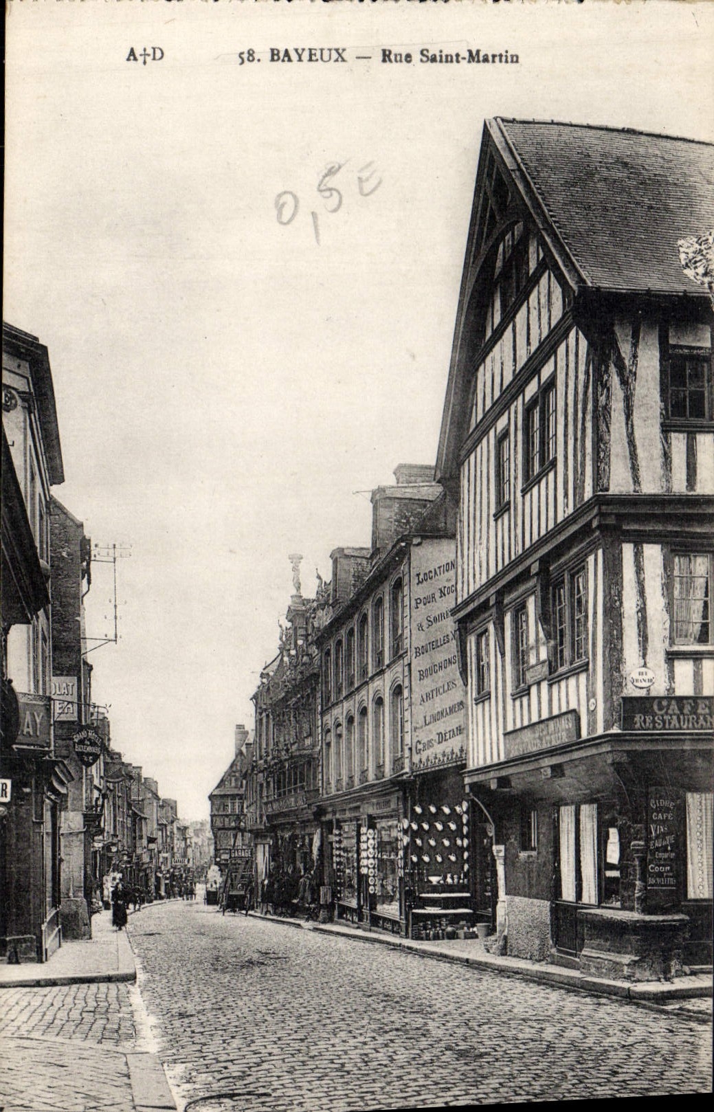 CPA Bayeux Rue Saint Martin 