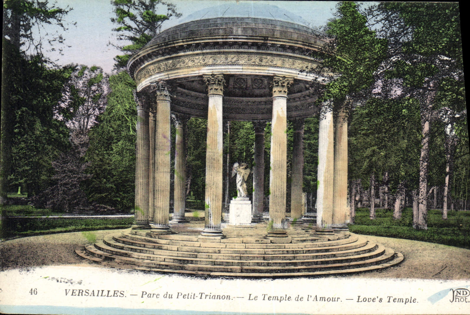 CPA Versailles Parc du Petit Trianon Le Temple de l'Amour 