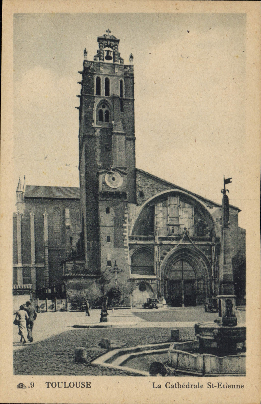 CPA Toulouse La Cathedrale St Etienne 