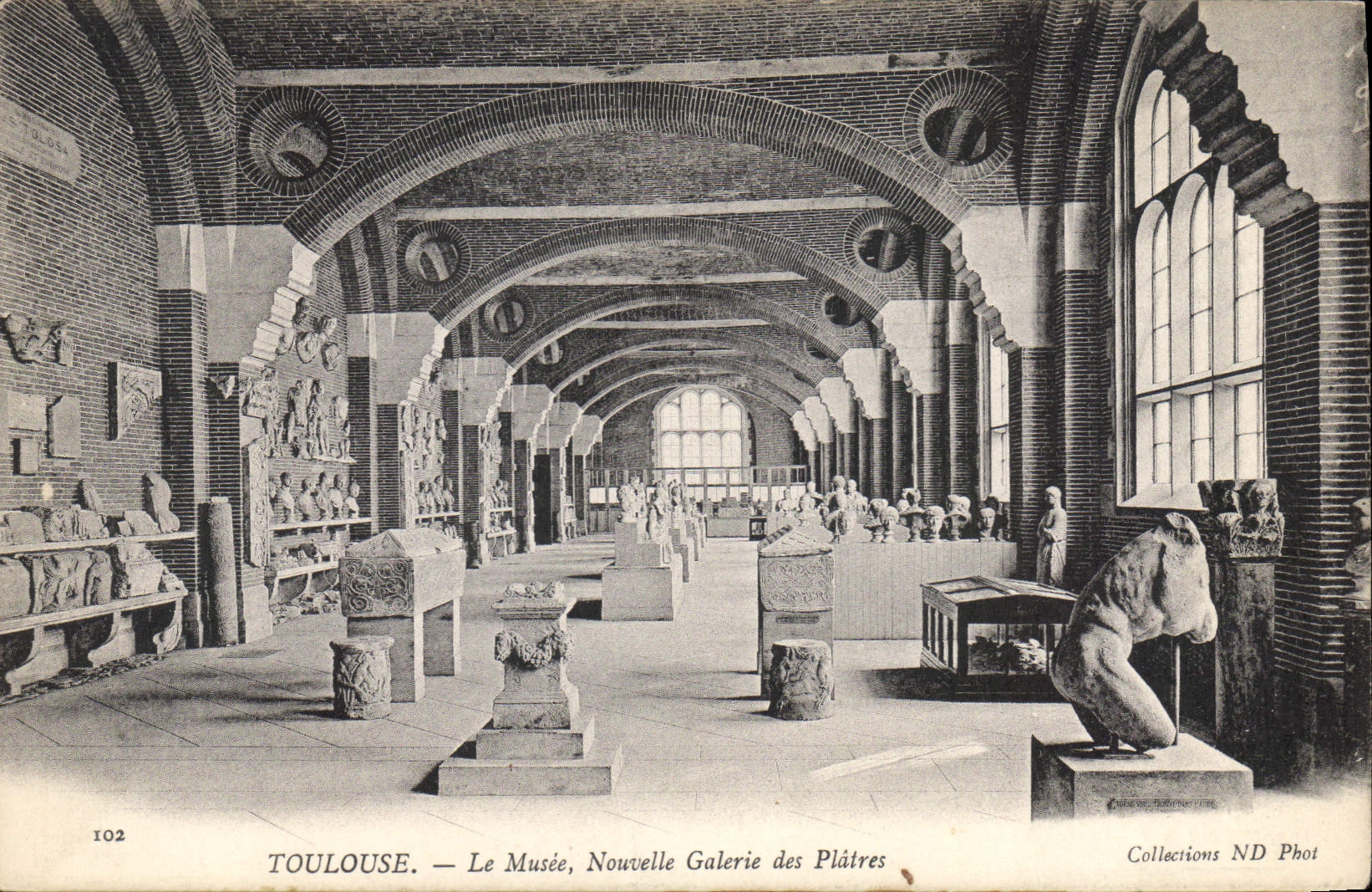 CPA Toulouse Le Musee Nouvelle Galerie des Platres