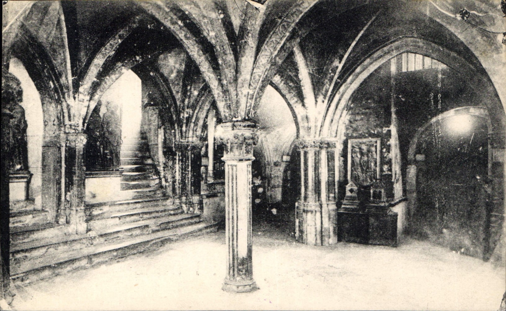 CPA Insigne Basilique Saint Sernin de Toulouse
