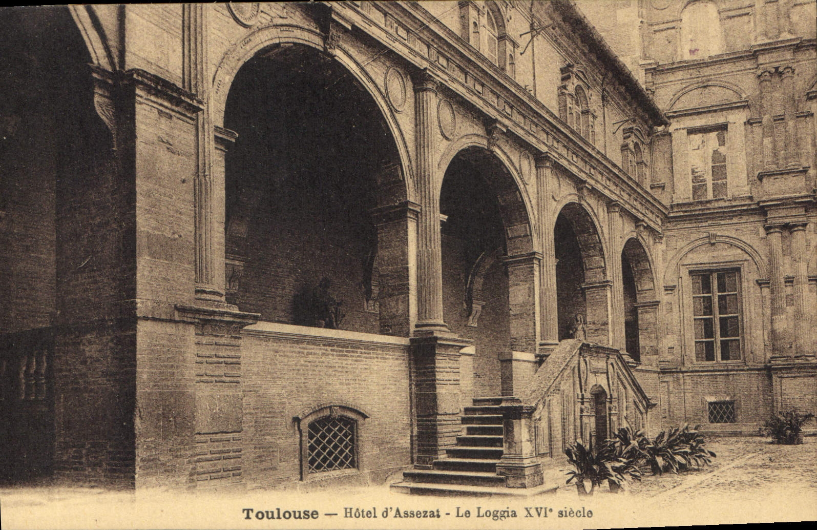 CPA Toulouse Hotel d'Assezat Le Loggia