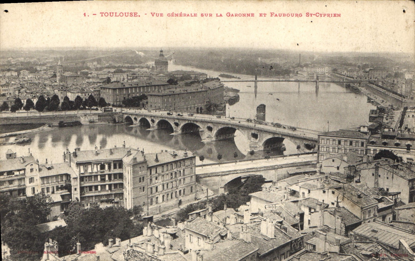CPA Toulouse Vue generale sur la Garonne et Faubourg St Cyprien