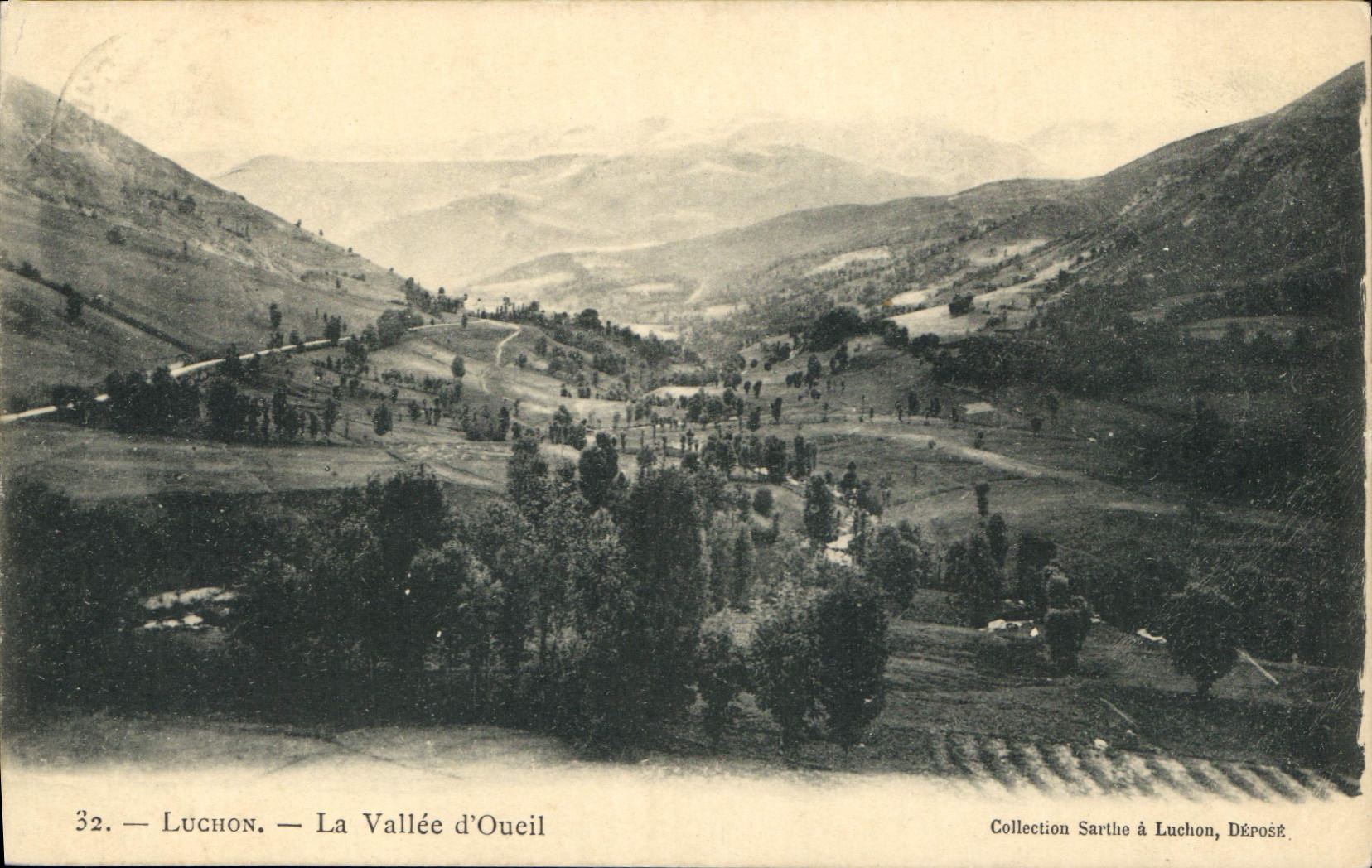 CPA Luchon La Vallee d'Oueil 