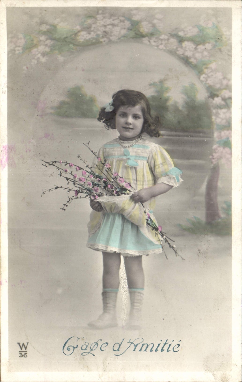 CPA Gage d'Amitie Enfant Fleurs