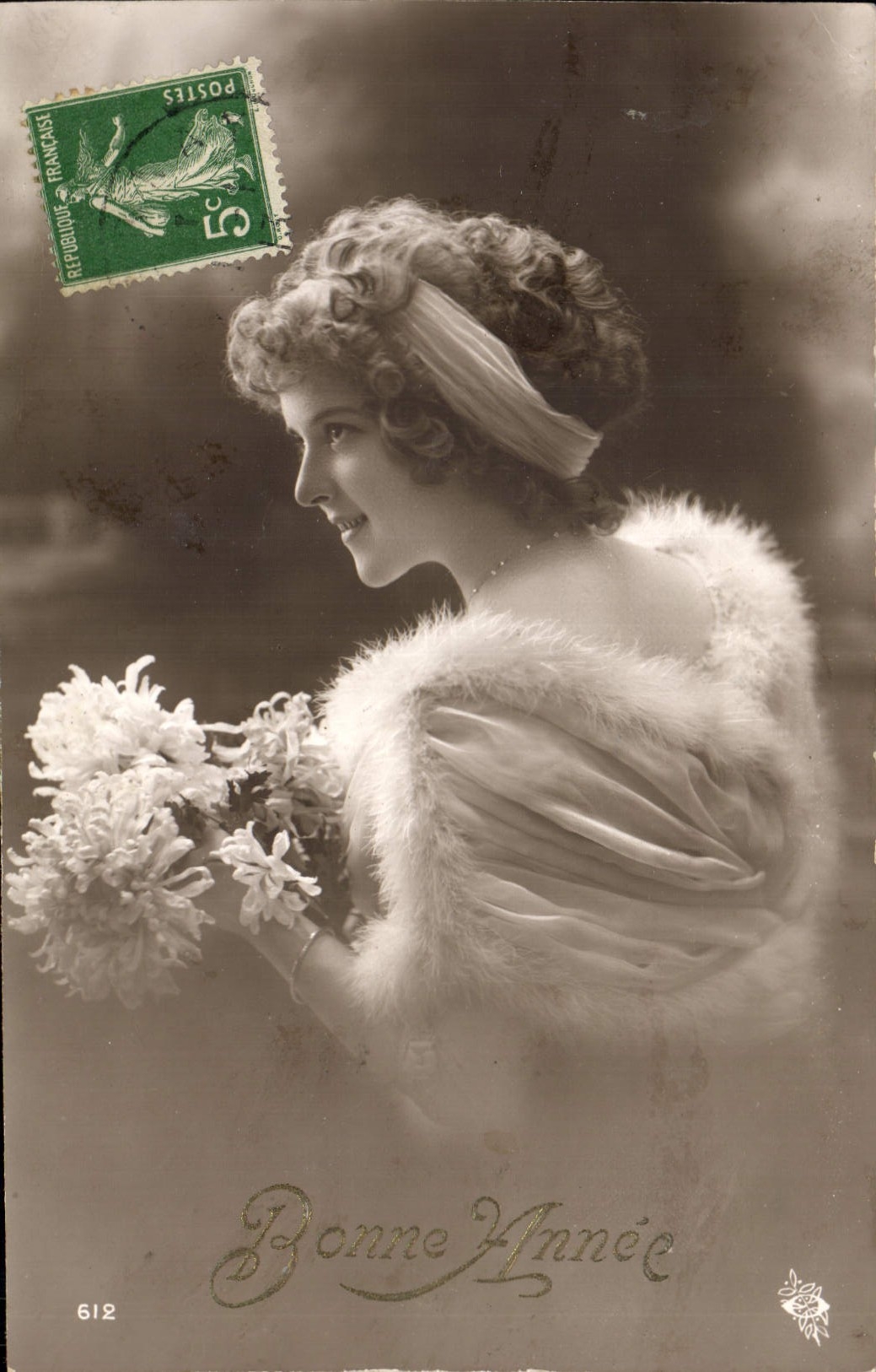 CPA Bonne Annee Femme