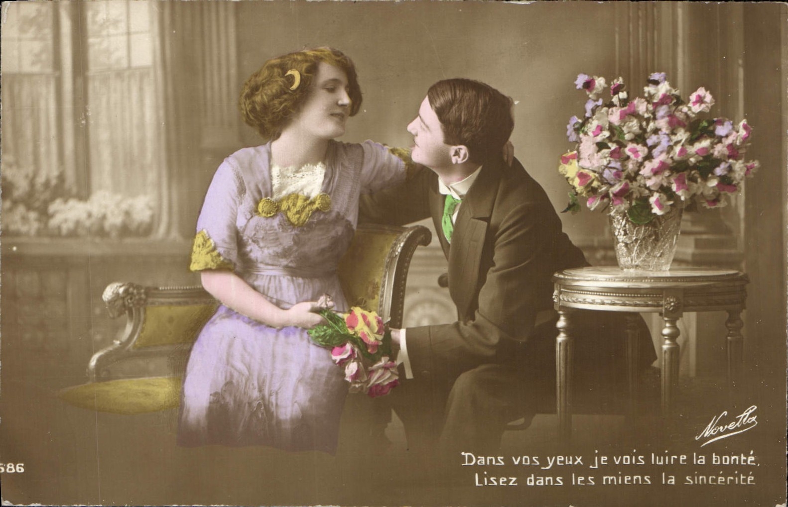 CPA Dans vos yeux ji vois luire la bonte Femme