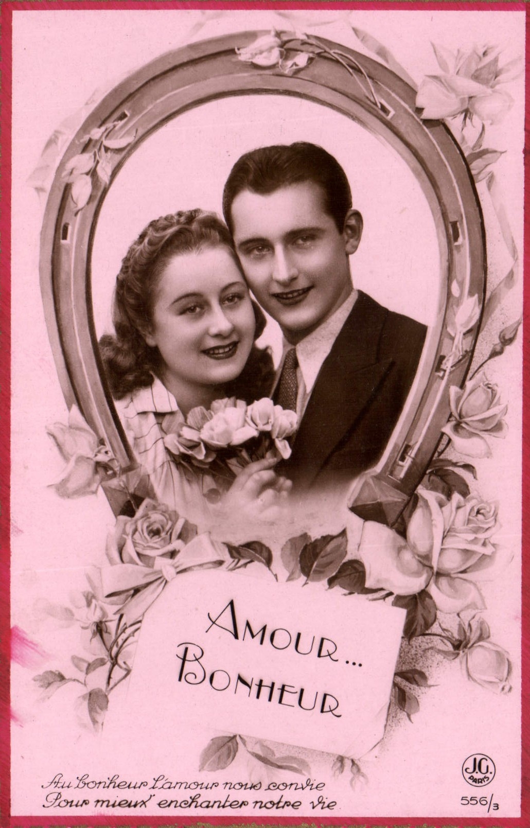 CPA Amour Bonheur Femme