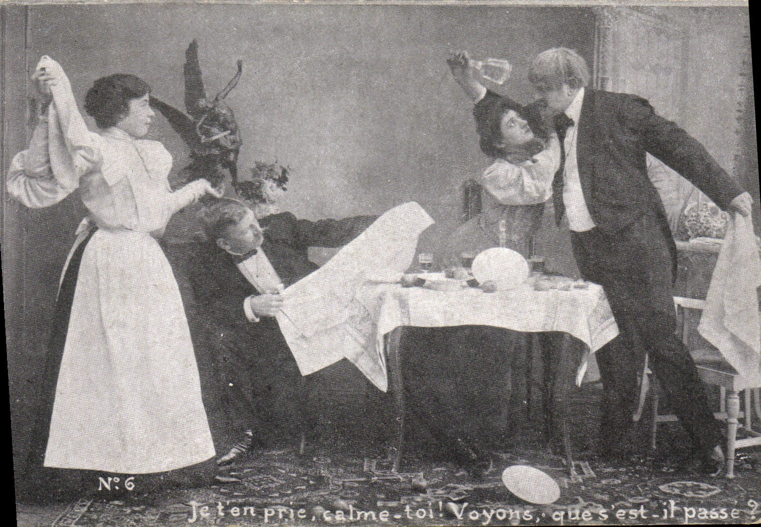 CPA Je t'en calme toi Voyons que s'est il passe Femme