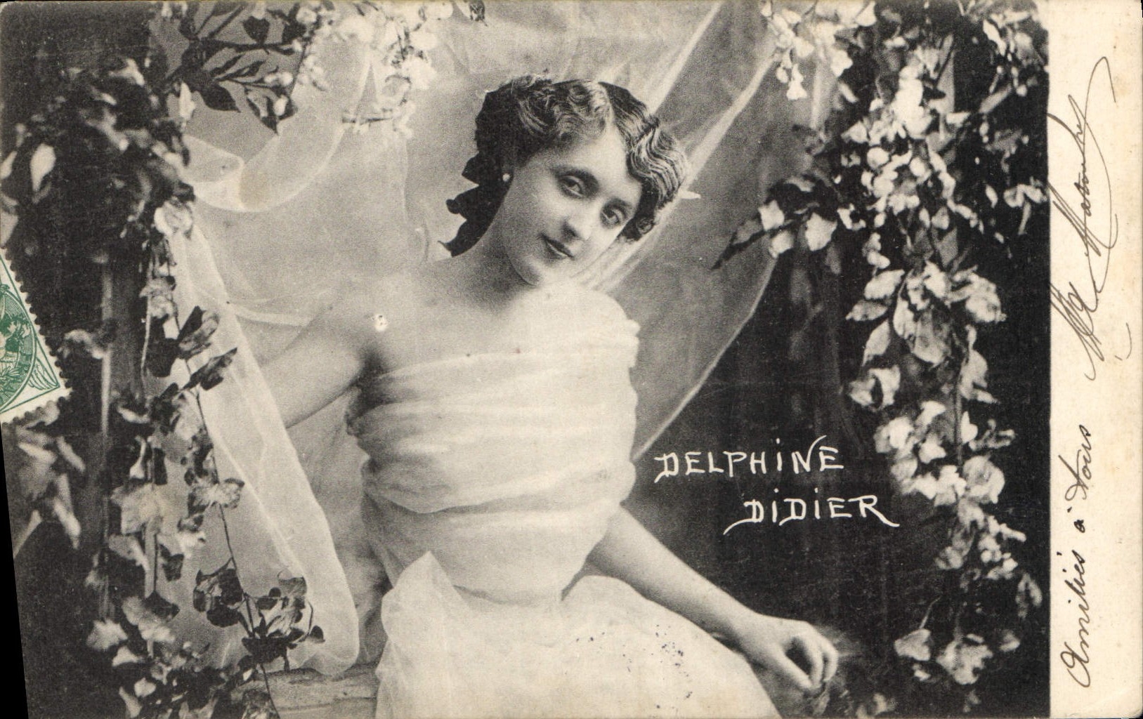 CPA Femme Delphine Didier