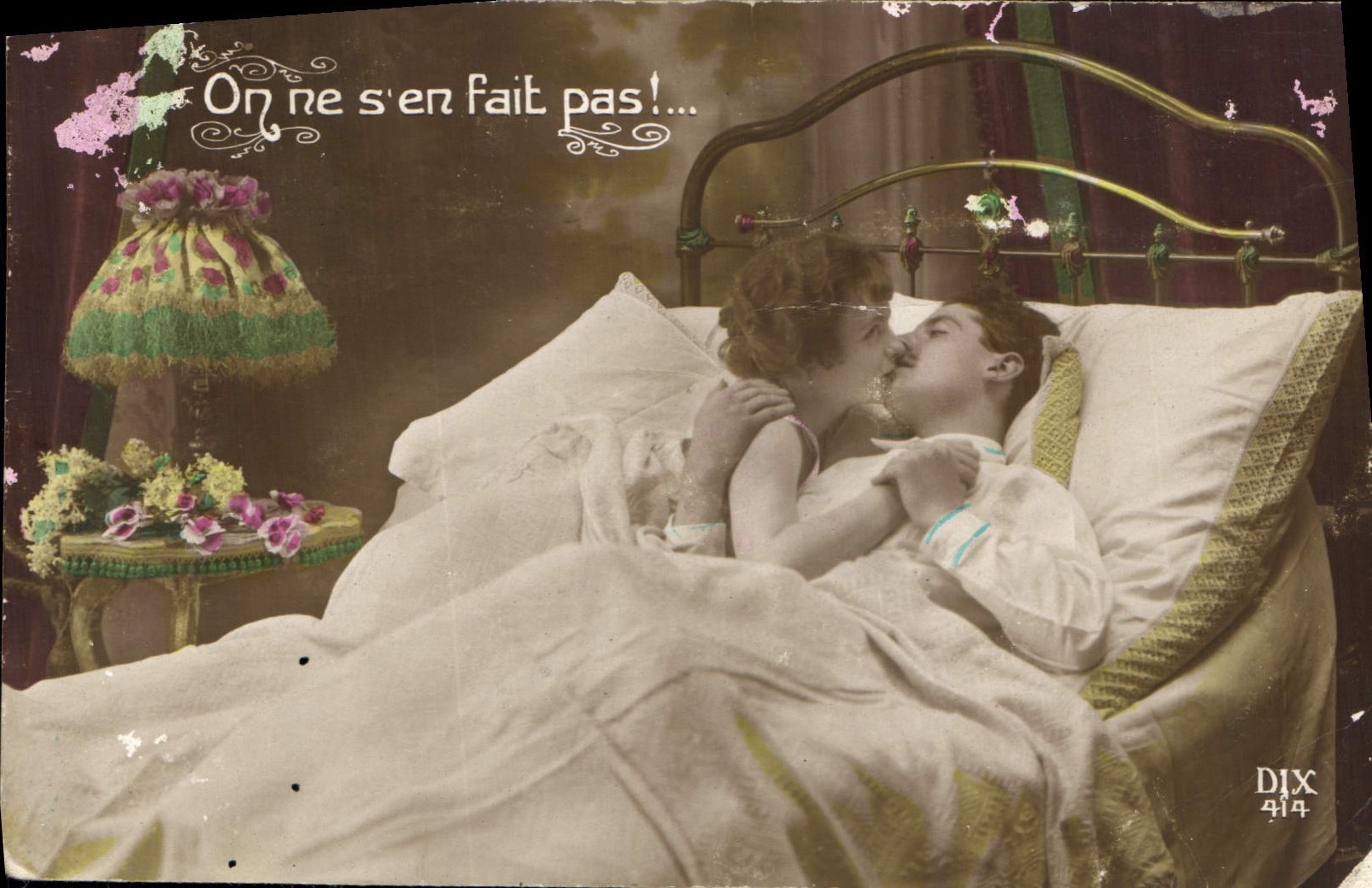 CPA On ne s'en fait pas Femme