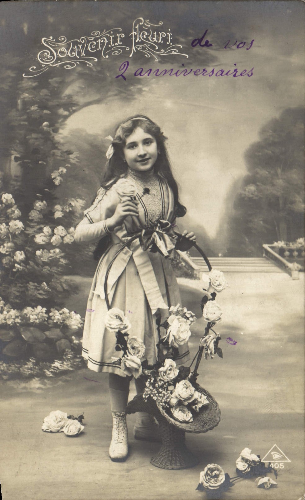 CPA Souvenir fleurs Femme