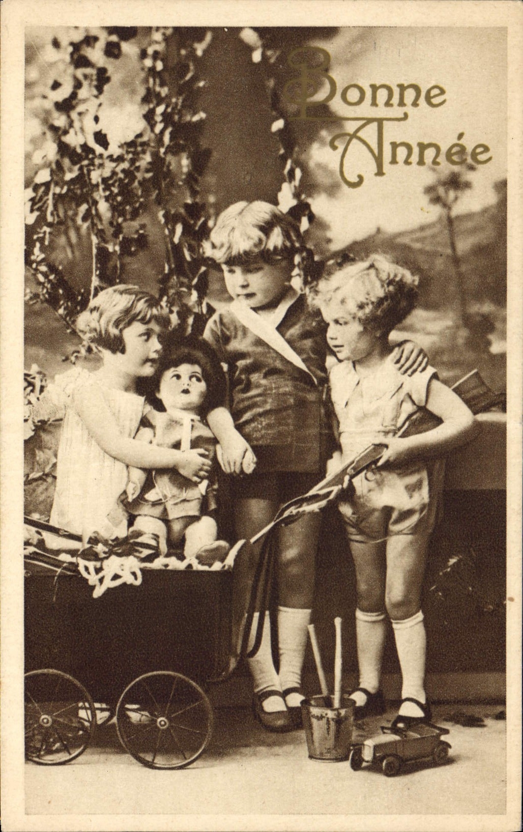 CPA Bonne Annee Enfants Poupee