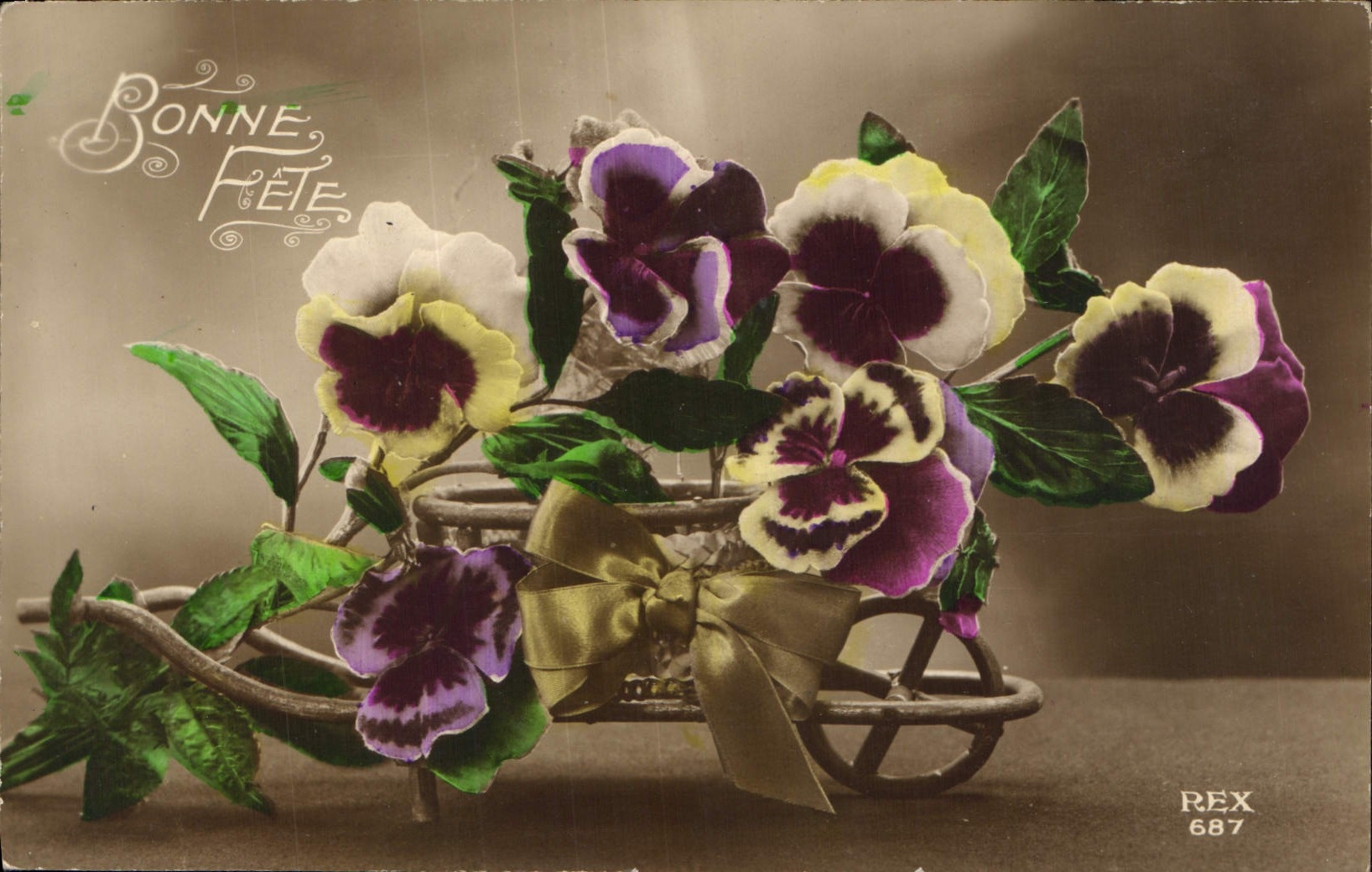 CPA Bonne Fete Fleurs