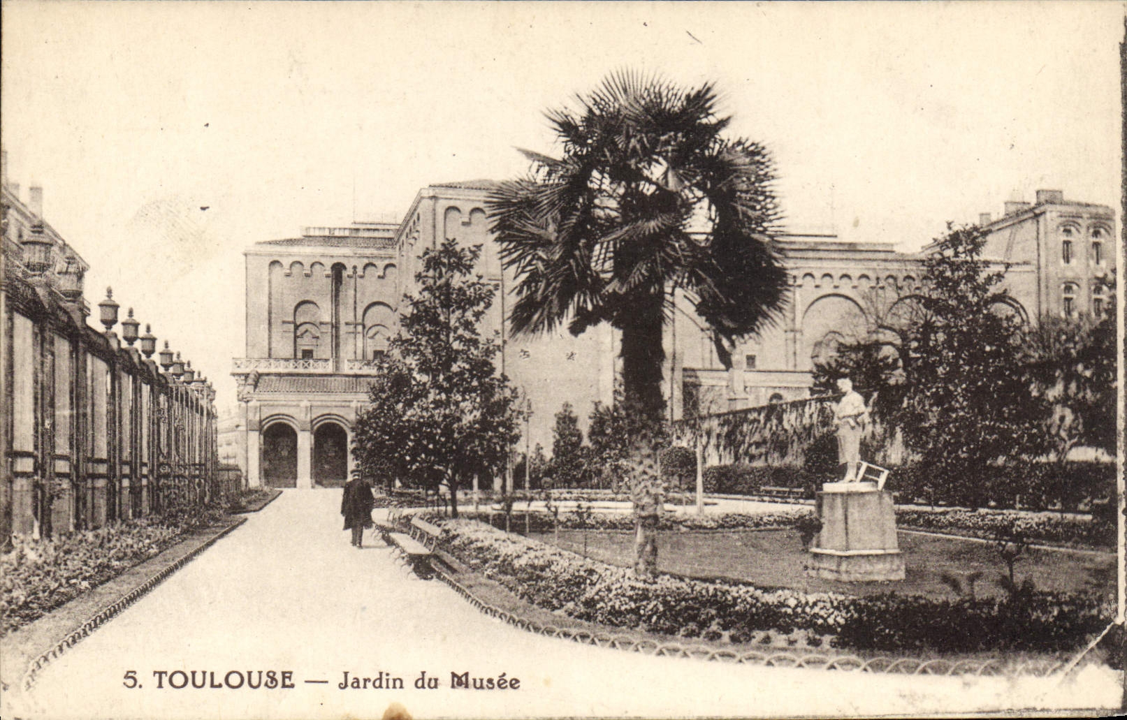 CPA Toulouse Jardin du Musee 