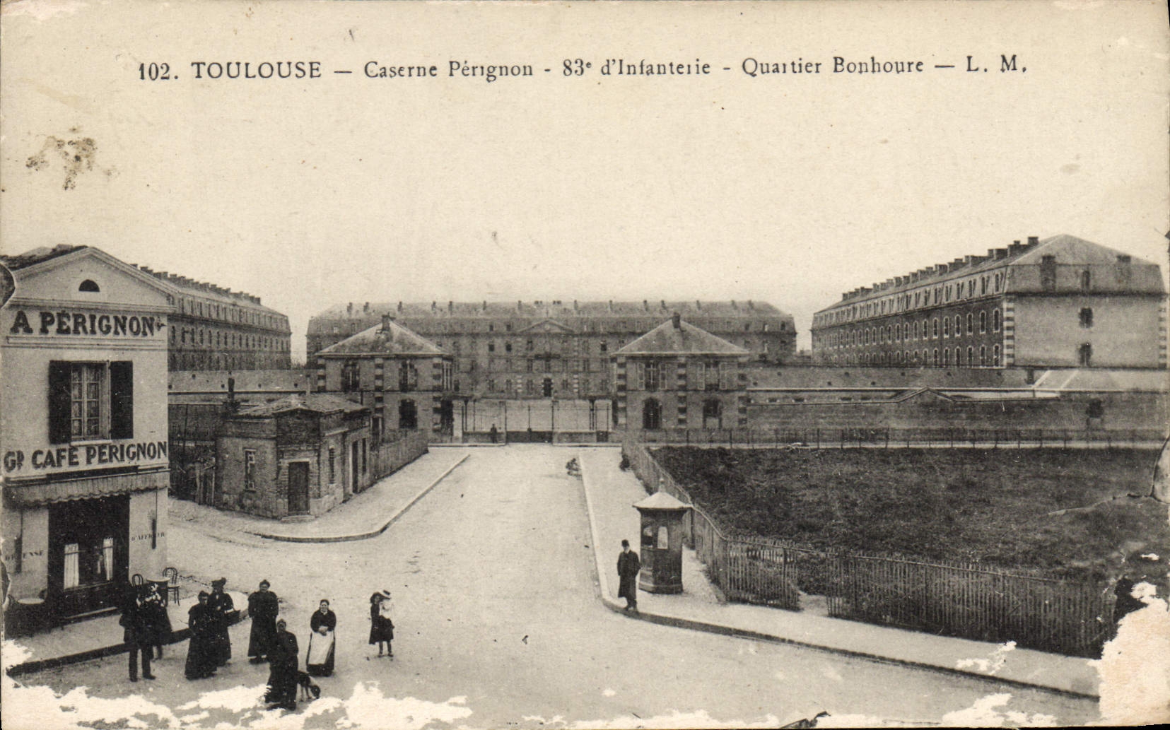 CPA Toulouse Caserne Perignon 83 d'Infanterie Quartier Bonhoure