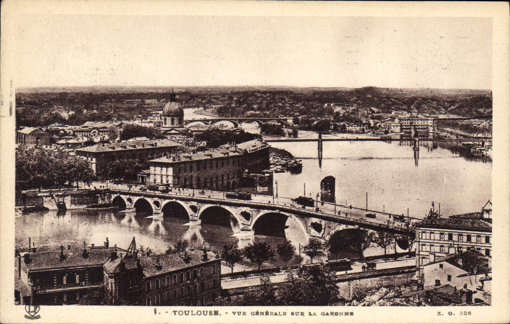 CPA Toulouse Vue generale sur la Garonne