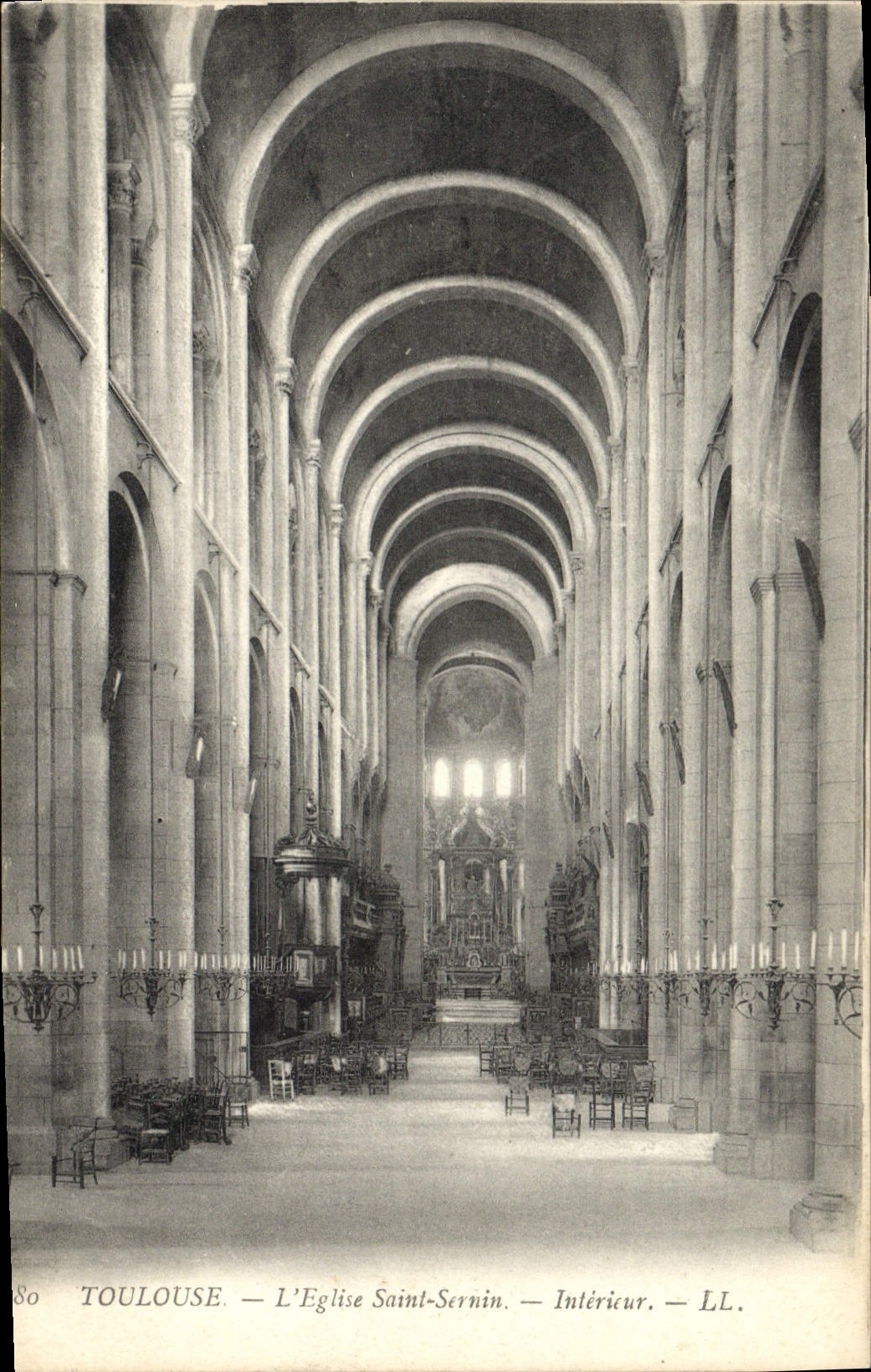 CPA Toulouse L'Eglise Saint Sernin Interieur 