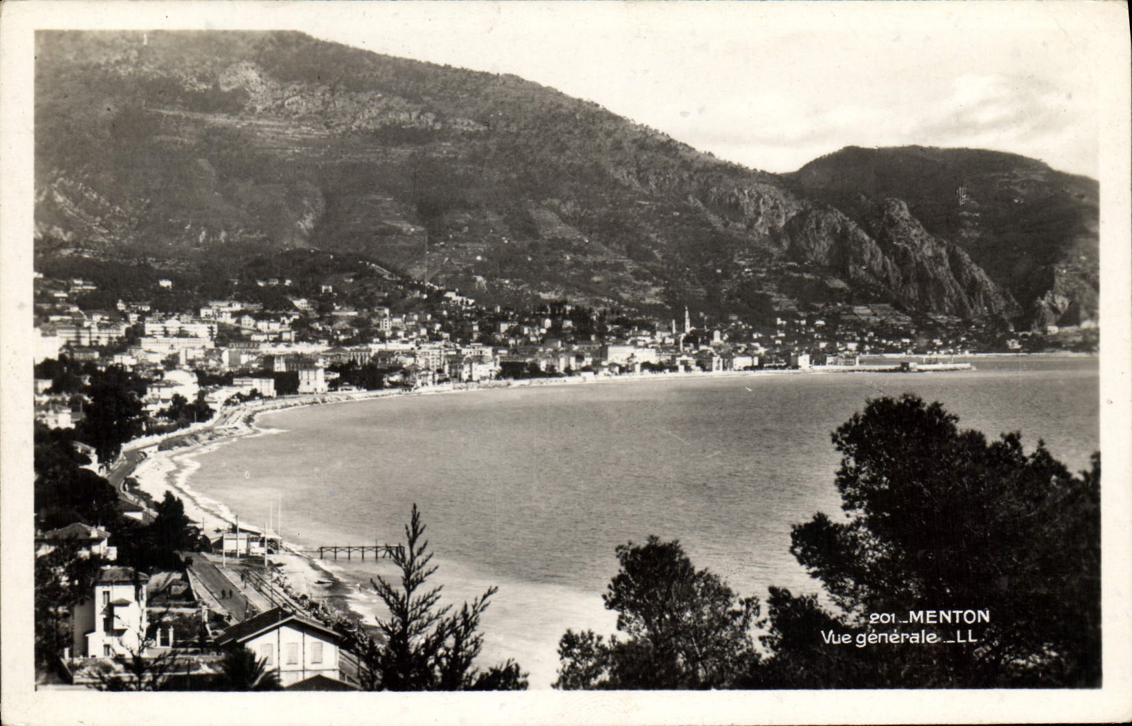 CPA Menton Vue generale 