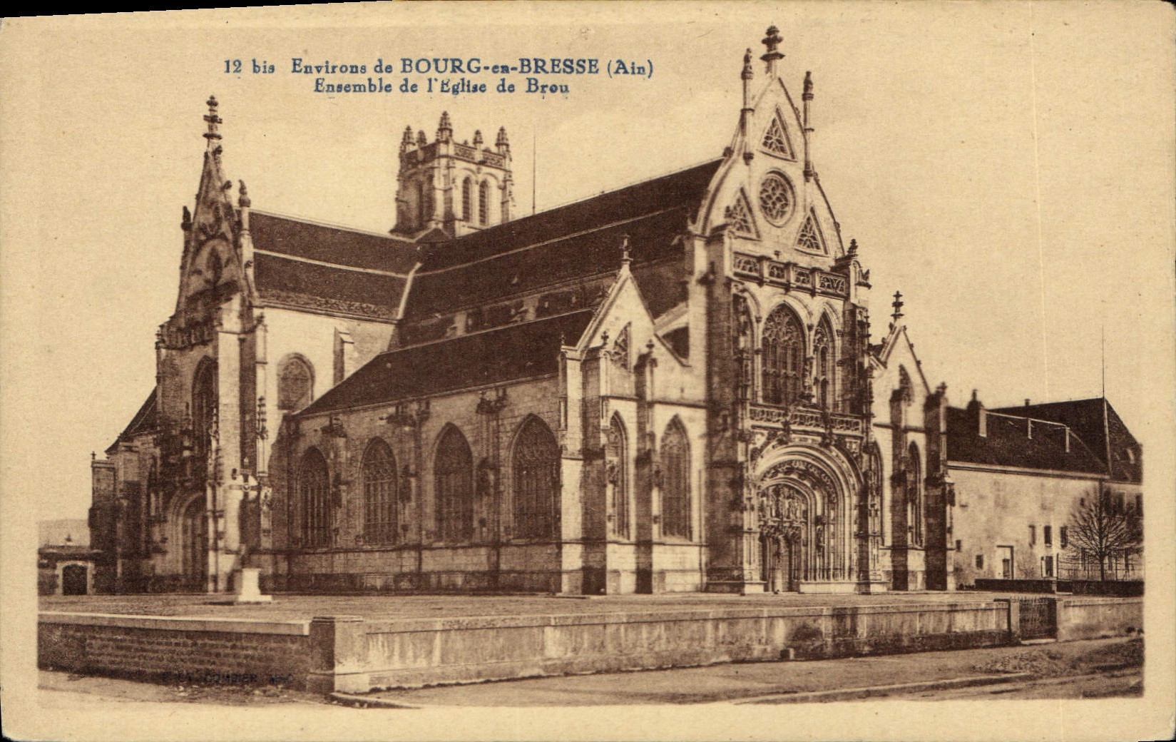 CPA Environs de Bourg Bresse Ain Ensemble de l'Eglise de Brou 