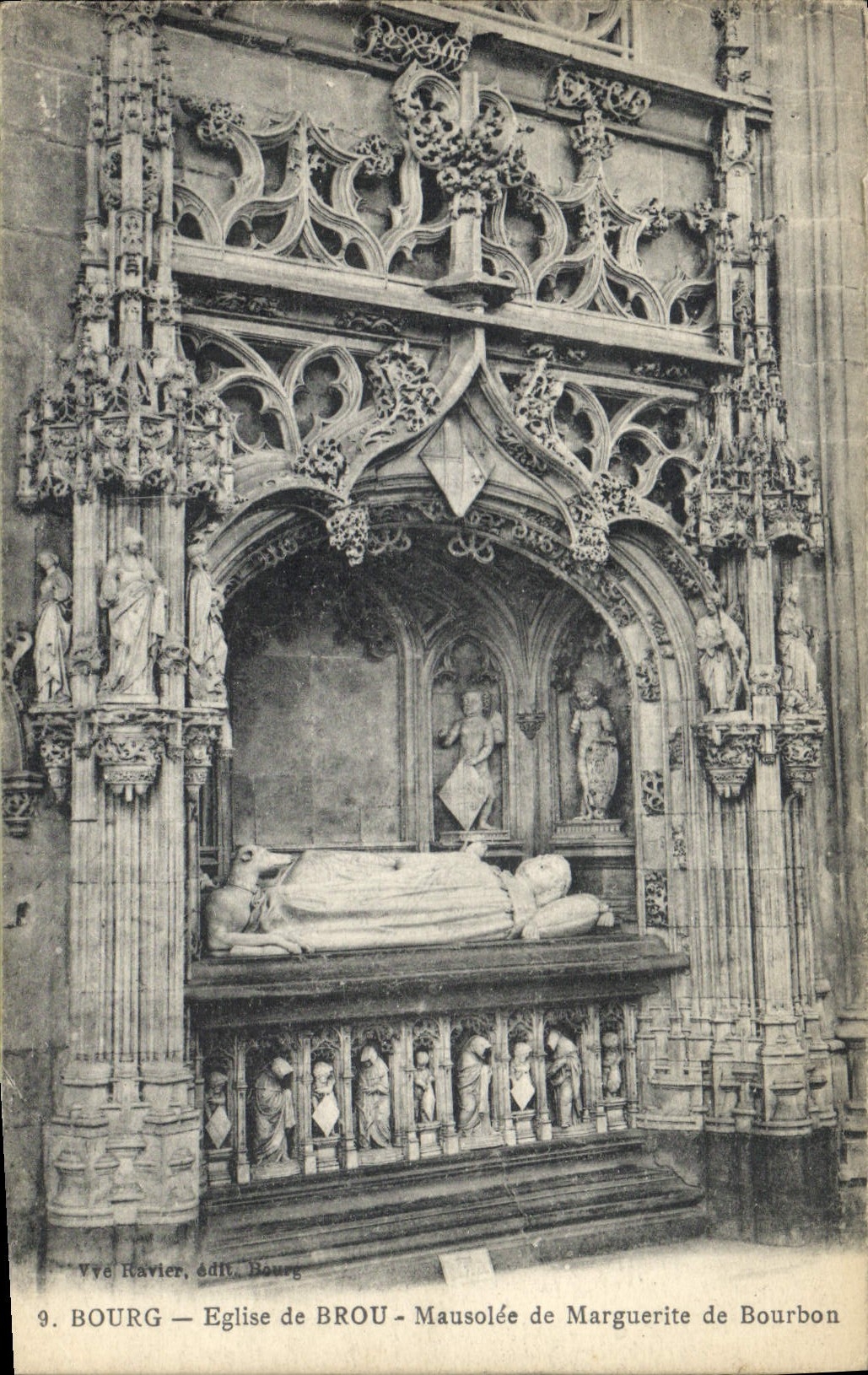 CPA Bourg Eglise de Brou Mausolee de Marguerite de Bourbon
