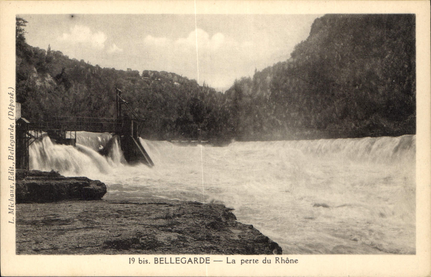 CPA Bellegarde La Perte Du Rhone 