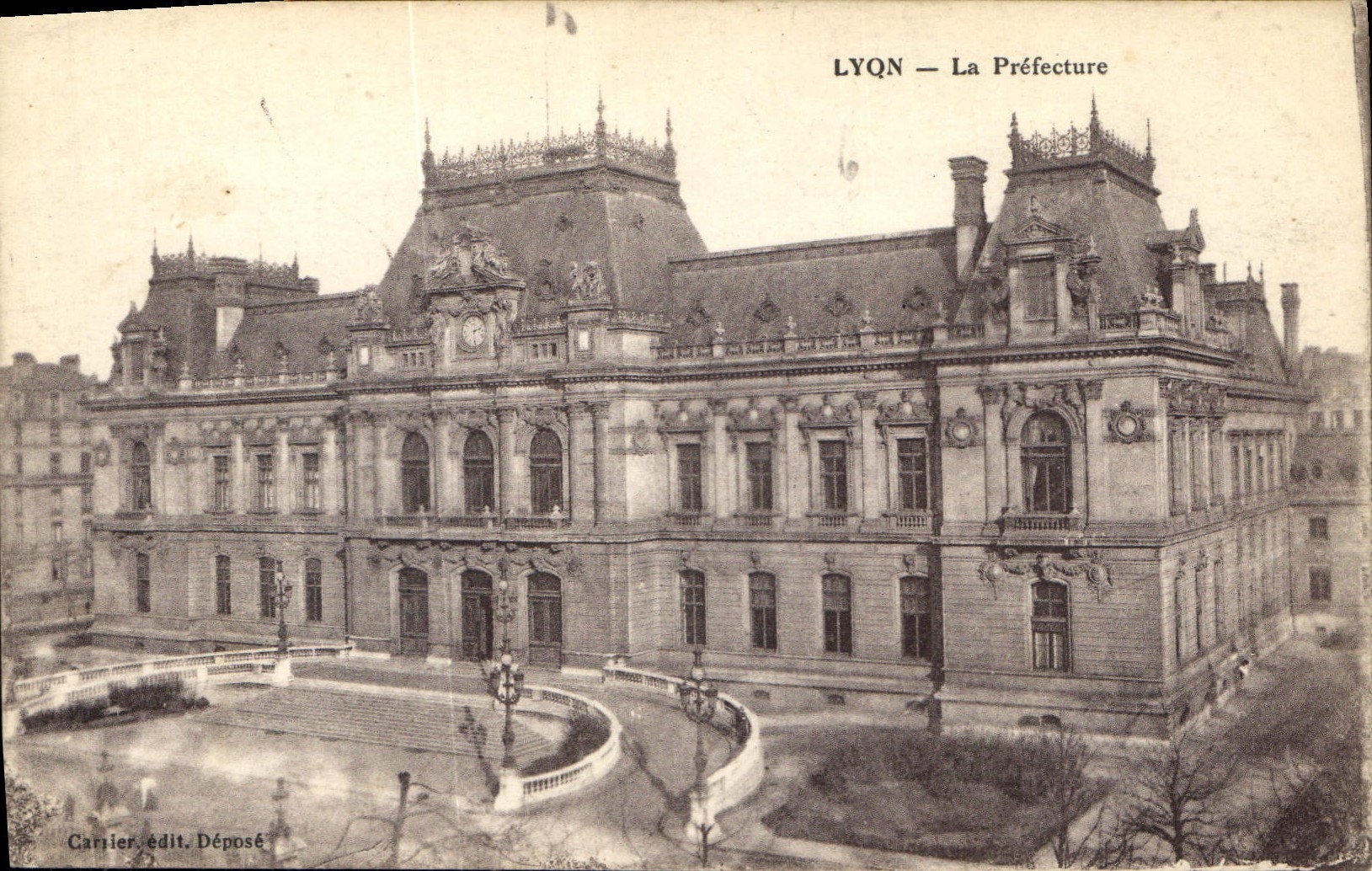 CPA Lyon La Prefecture 
