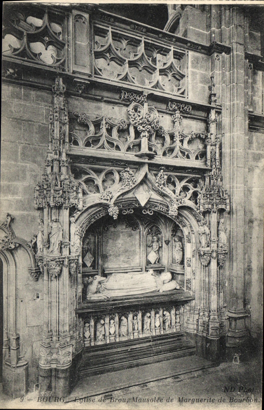 CPA Bourg Eglise de Brou Mausolee de Marguerite de Bourbon