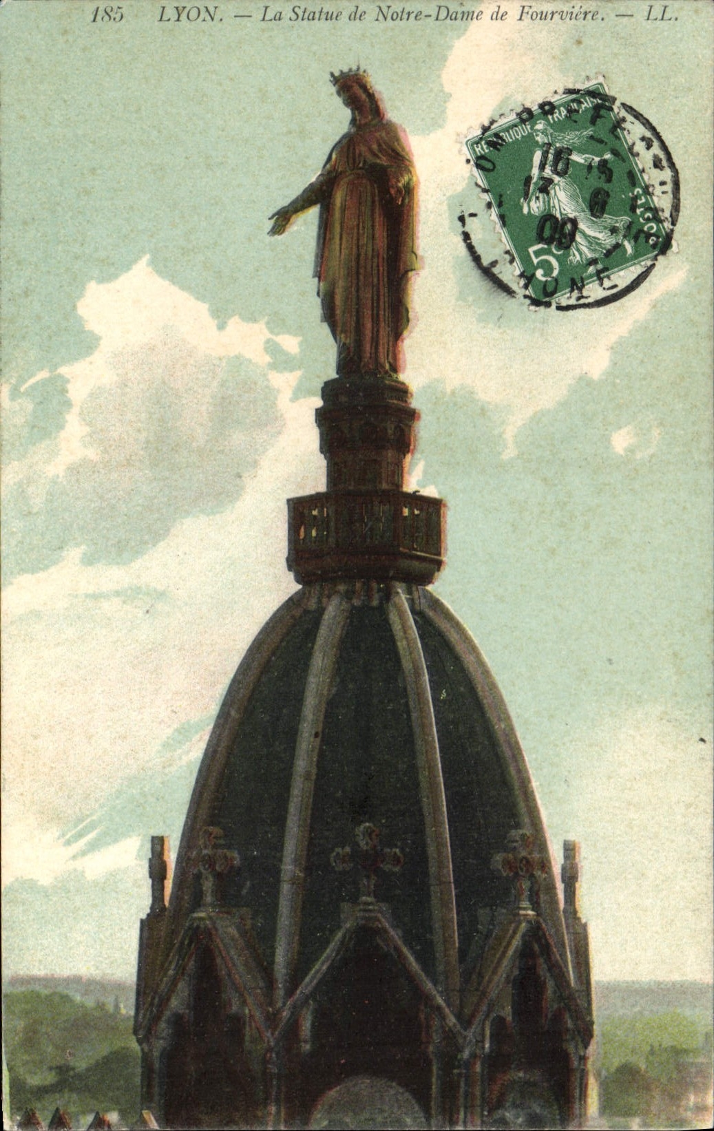 CPA Lyon La Statue de Notre Dame de Fourviere 