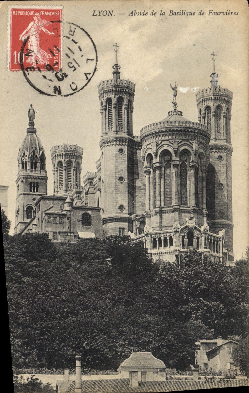 CPA Lyon Abside de la Basilique de Fourviere 