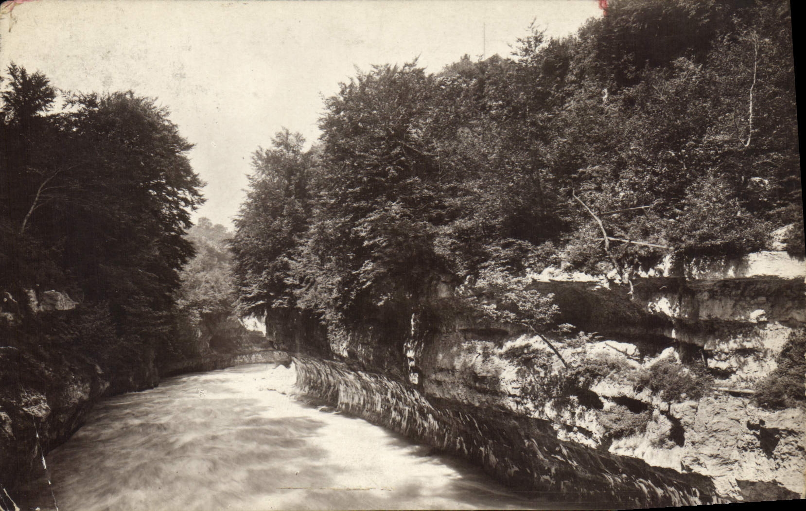 CPA Bellegarde Gorges du Rhone Sous Bellegarde 