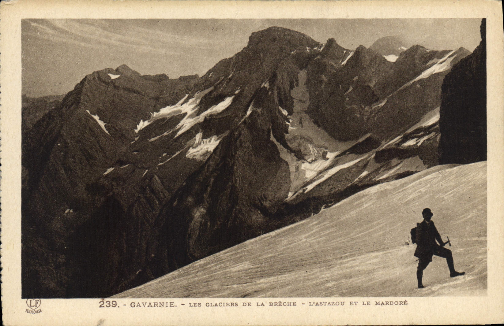 CPA Gavarnie Les Glaciers de la Breche l'Astazou et le Marche 
