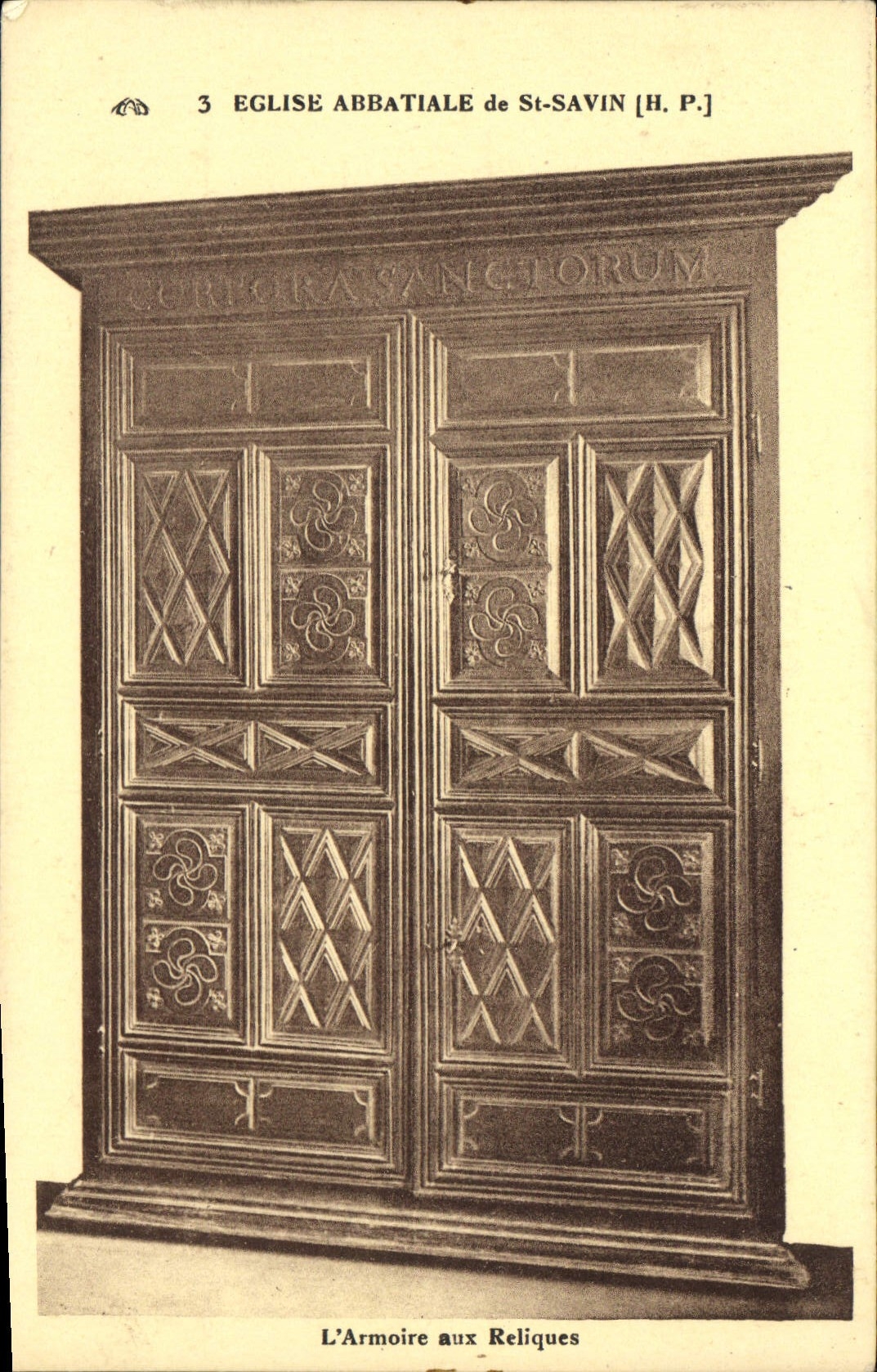 CPA Eglise Abbatiale de St Savin L'Amoire aux Reliques
