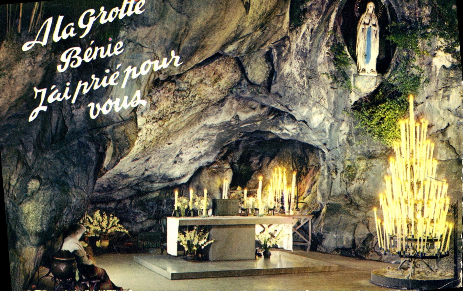 CPA Lourdes la Grotte Miraculeuse 
