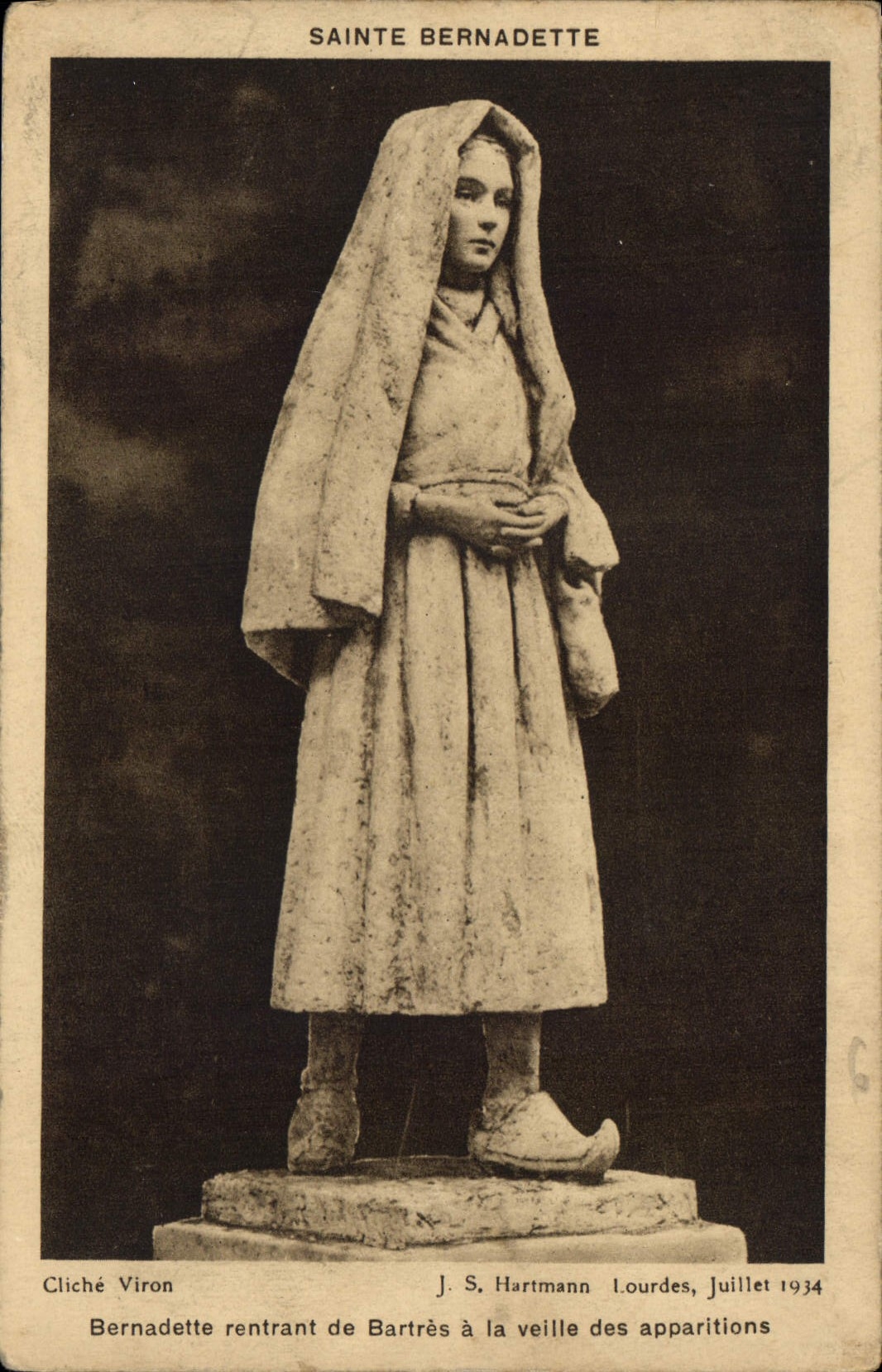 CPA Sainte Bernadette J S Hartmann Lourdes Juillet 1934 Bernadette rentrant de Bartres a la Veille d